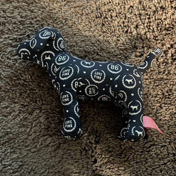 Pink Victoria’s’ Secret dogs - Picture 2 of 8